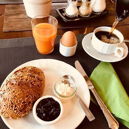 קובלנץ Hotel & Weinhaus Zum Schwarzen Baeren מראה חיצוני תמונה