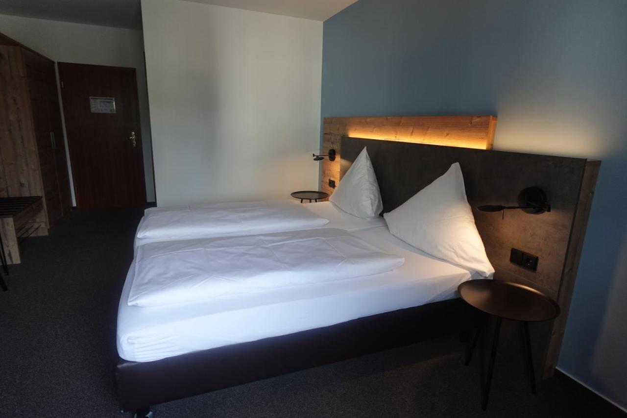 קובלנץ Hotel & Weinhaus Zum Schwarzen Baeren מראה חיצוני תמונה